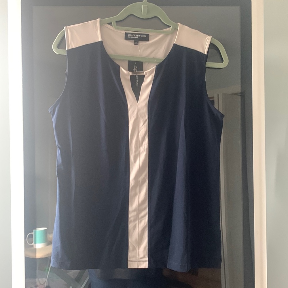 NWT navy and warm gray sleeveless blouse